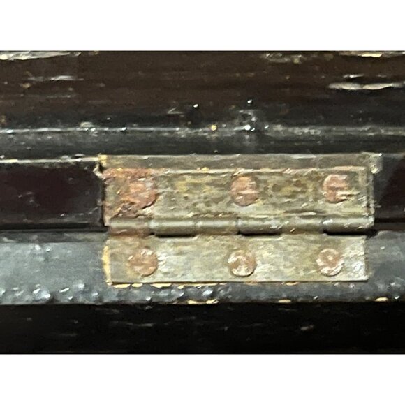 OLD ANTIQUE CHINESE HAND PAINTED WOOD BOX HAND MADE HINGES & TACKS 1800's - Picture 11 of 11